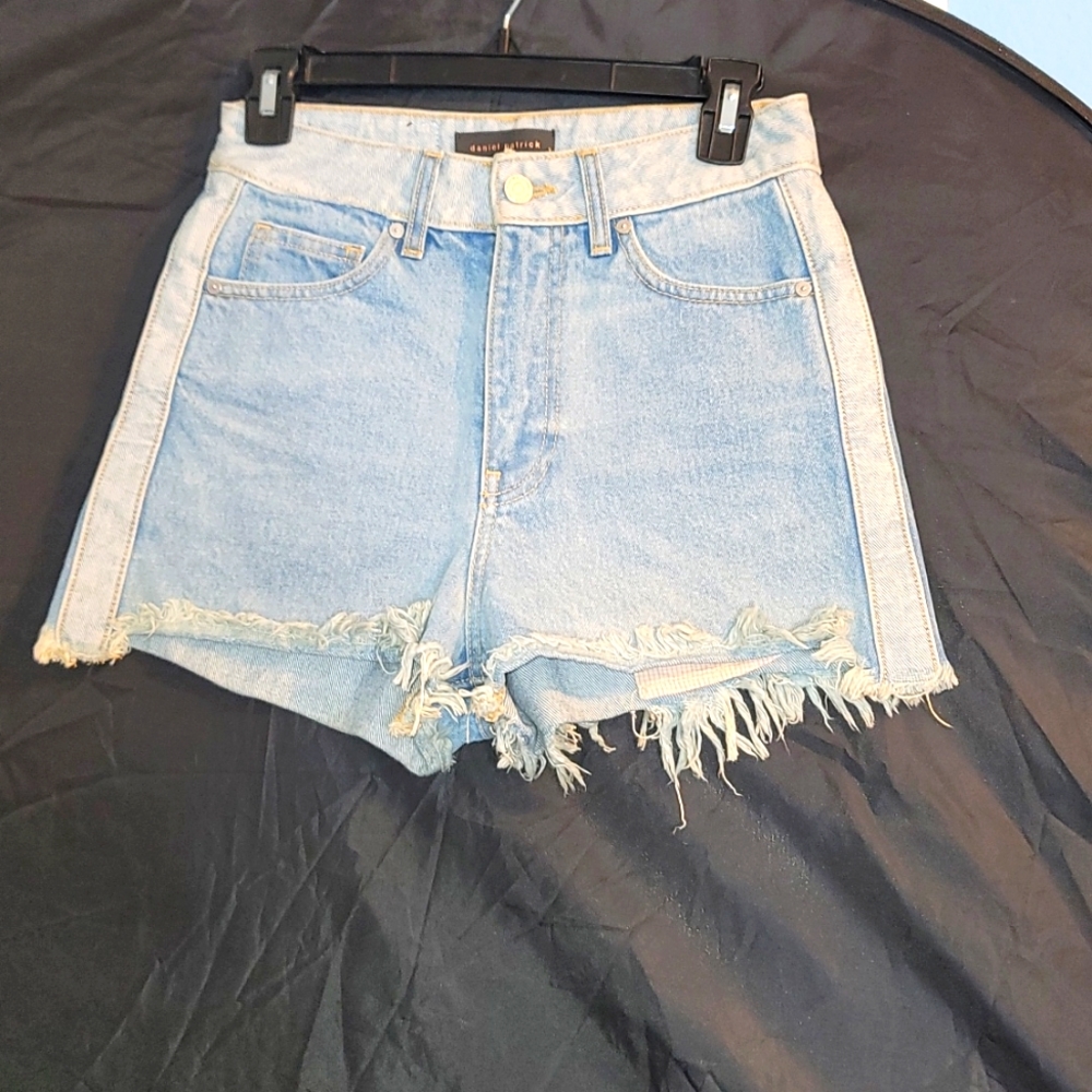 Daniel Patrick  shorts 25